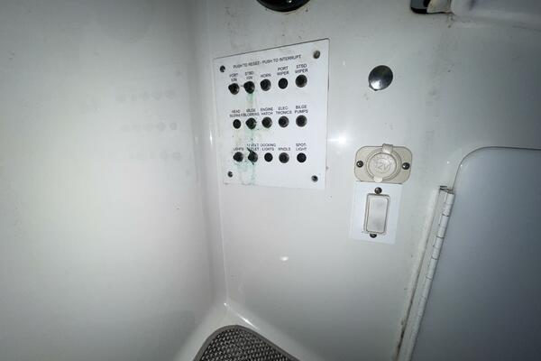 PERFECT TIMING 28ft Formula Yacht For Sale