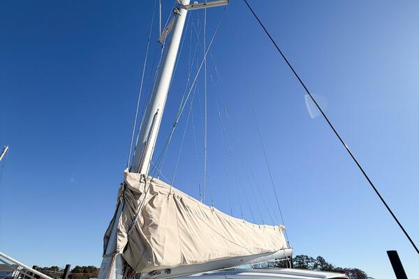 NO KA OI 38ft Lagoon Yacht For Sale