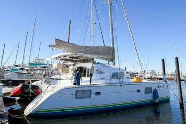 NO KA OI 38ft Lagoon Yacht For Sale