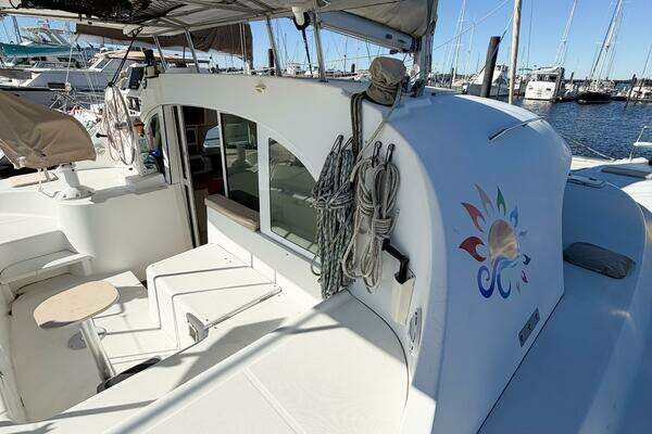 Lagoon 380S Yacht For Sale