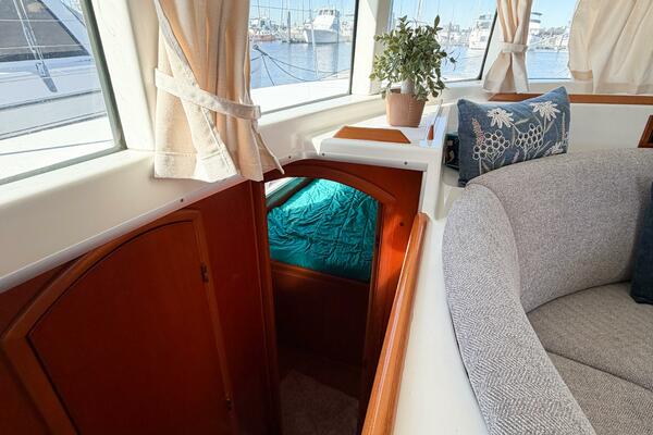 NO KA OI 38ft Lagoon Yacht For Sale