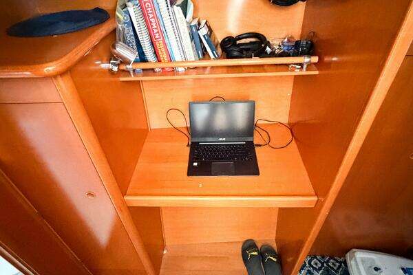 Lagoon 380S Yacht For Sale