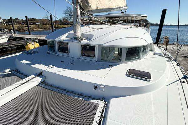 Lagoon 380S Yacht For Sale