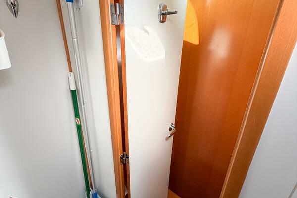 NO KA OI 38ft Lagoon Yacht For Sale