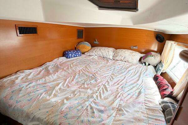 Lagoon 380S Yacht For Sale