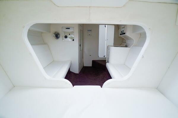 32ft Active Thunder Yacht For Sale