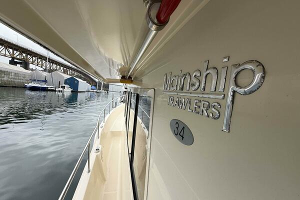 34ft Mainship Yacht For Sale