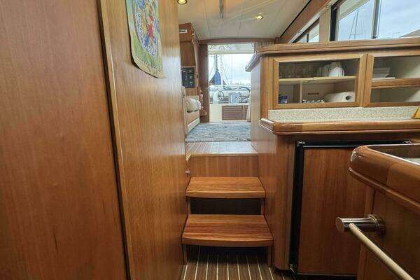 Mainship  Yacht For Sale