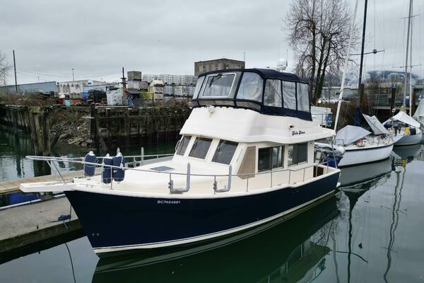 34ft Mainship Yacht For Sale