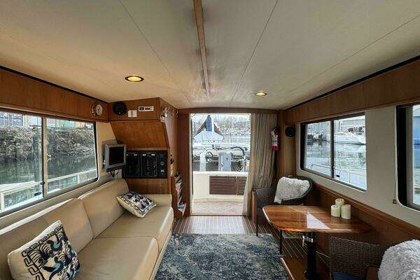 Mainship  Yacht For Sale