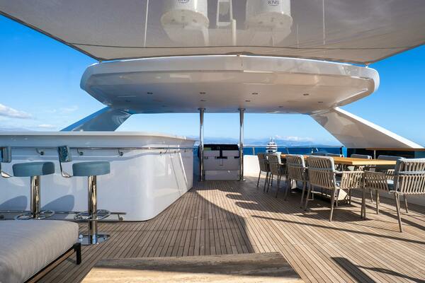 RAY 107ft Numarine Yacht For Sale