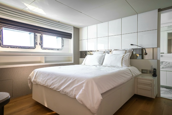 RAY 107ft Numarine Yacht For Sale
