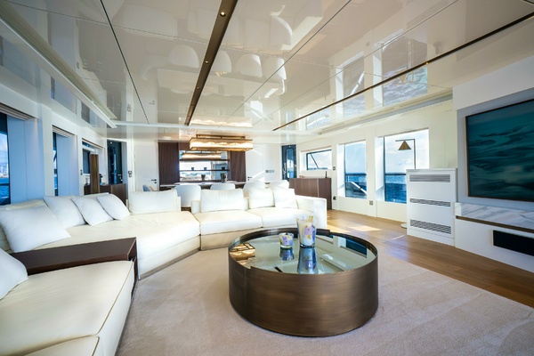 RAY 107ft Numarine Yacht For Sale