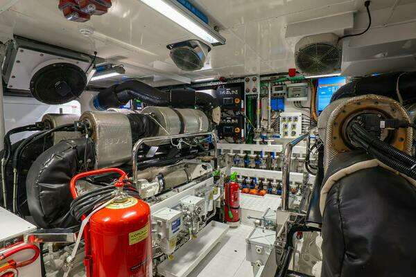 Numarine Numarine 32XP Yacht For Sale