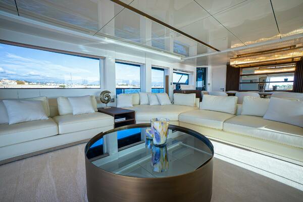 RAY 107ft Numarine Yacht For Sale