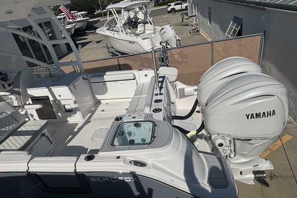 28ft Sea Fox Yacht For Sale