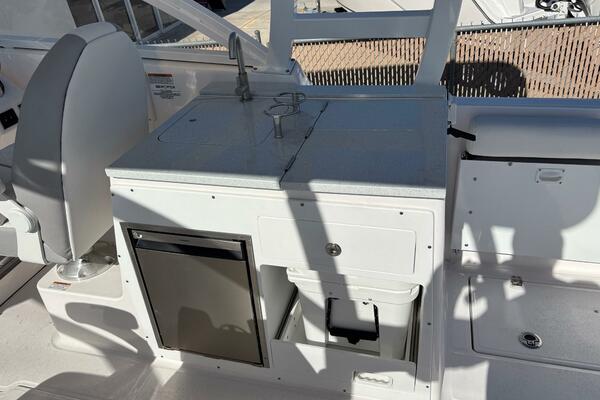 28ft Sea Fox Yacht For Sale