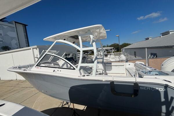 28ft Sea Fox Yacht For Sale