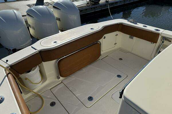 Scout 350 LXF Yacht For Sale