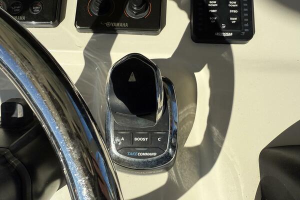 Electric Arc 35ft Scout Yacht For Sale