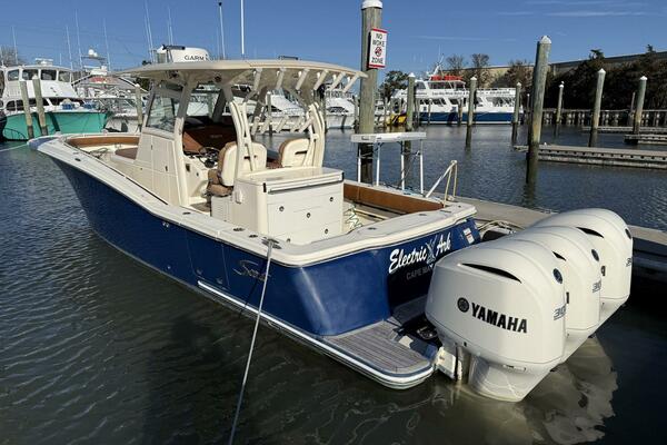 Electric Arc 35ft Scout Yacht For Sale