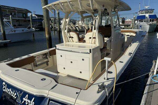 Scout 350 LXF Yacht For Sale