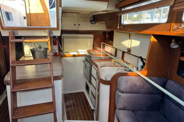 38ft Irwin Yacht For Sale