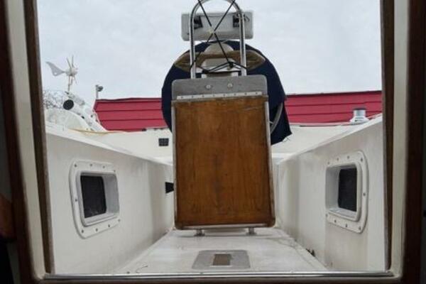 38ft Irwin Yacht For Sale