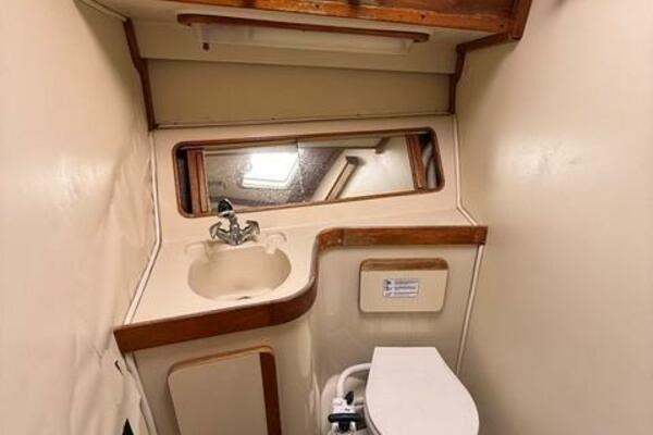 38ft Irwin Yacht For Sale