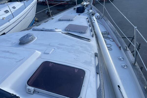 38ft Irwin Yacht For Sale