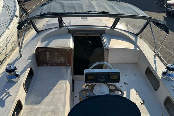 38ft Irwin Yacht For Sale