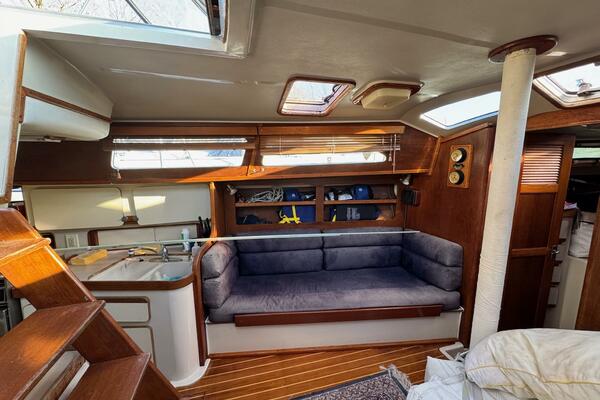 38ft Irwin Yacht For Sale