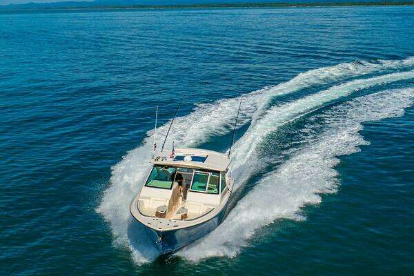 Grady-White Freedom 375 Yacht For Sale