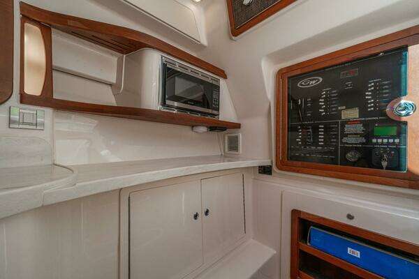 Grady-White Freedom 375 Yacht For Sale