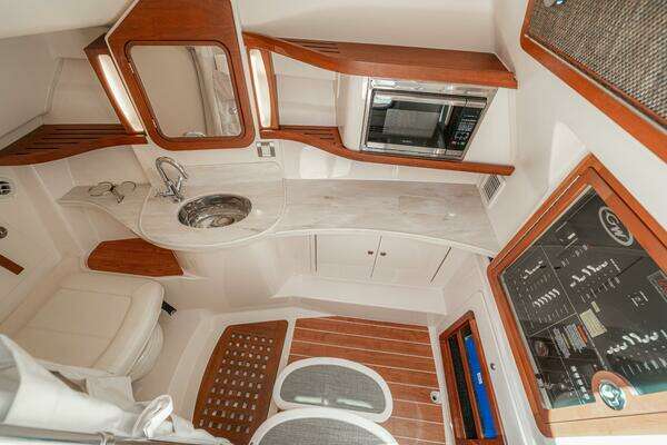 Grady-White Freedom 375 Yacht For Sale