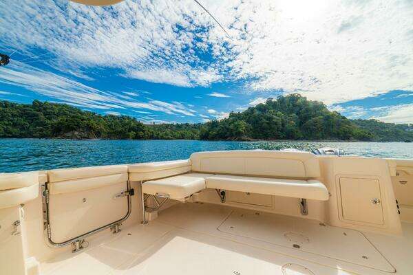 Grady-White Freedom 375 Yacht For Sale