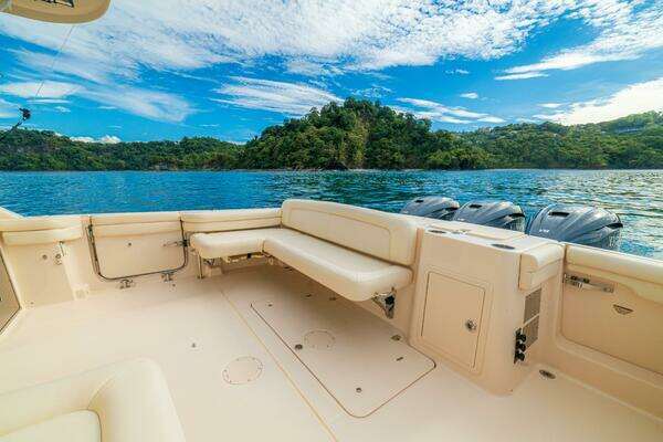 Grady-White Freedom 375 Yacht For Sale