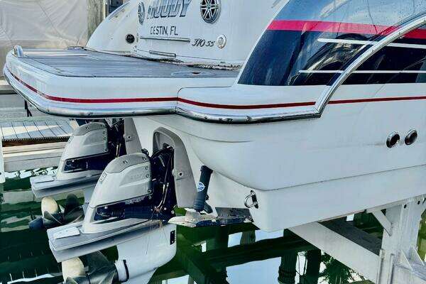 Formula 370 Super Sport Yacht For Sale