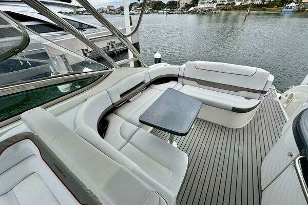 Formula 370 Super Sport Yacht For Sale