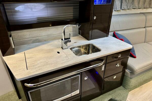 Hoody 37ft Formula Yacht For Sale