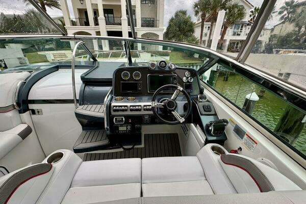 Formula 370 Super Sport Yacht For Sale