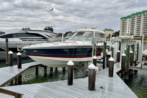 Hoody 37ft Formula Yacht For Sale