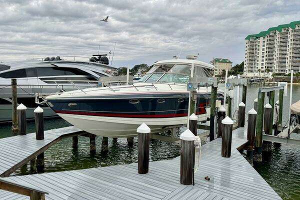 Formula 370 Super Sport Yacht For Sale