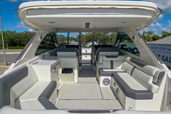 36ft Regal Yacht For Sale