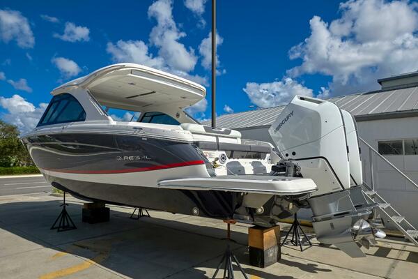 36ft Regal Yacht For Sale