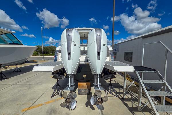 36ft Regal Yacht For Sale