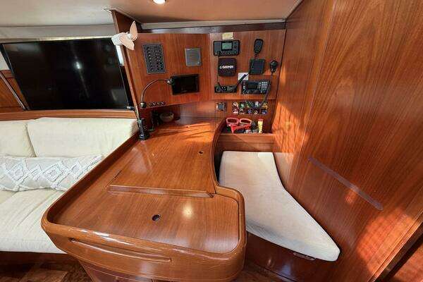 Beneteau 57 Center Cockpit Yacht For Sale