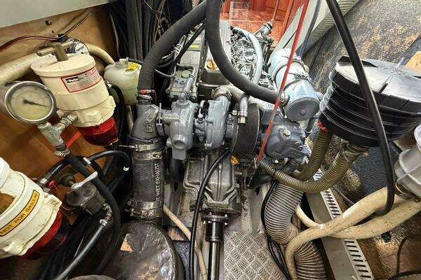 Beneteau 57 Center Cockpit Yacht For Sale