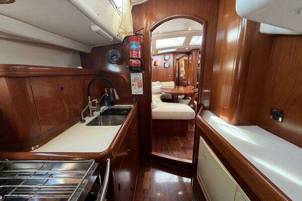 Beneteau 57 Center Cockpit Yacht For Sale