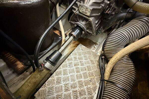 Beneteau 57 Center Cockpit Yacht For Sale